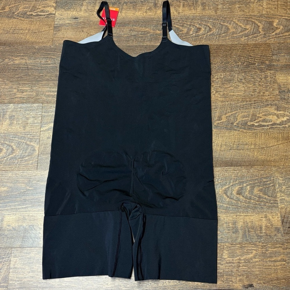 NEW SPANX Sculpt OnCore Open Bust Mid Thigh Bodysuit Black Shapewear Size 3X - Picture 10 of 15